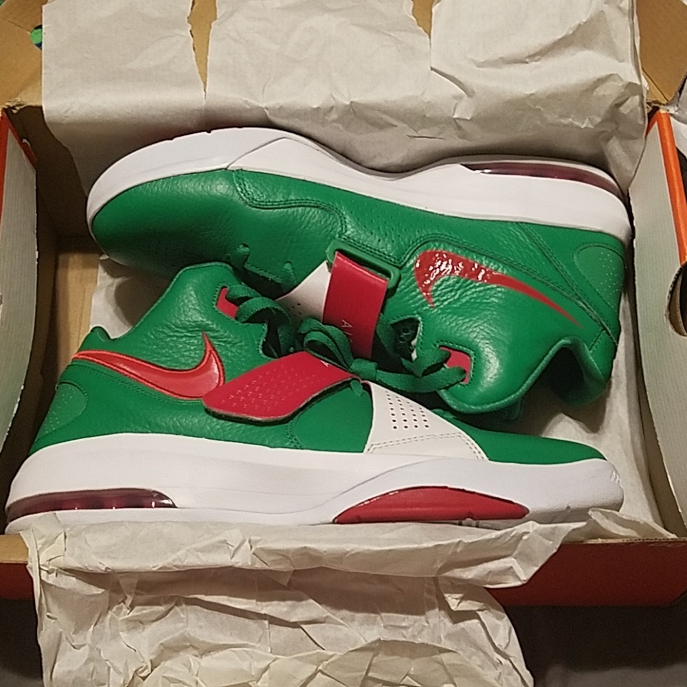 Nike Air Max Sweep Thru PE "Amare Stoudemire"